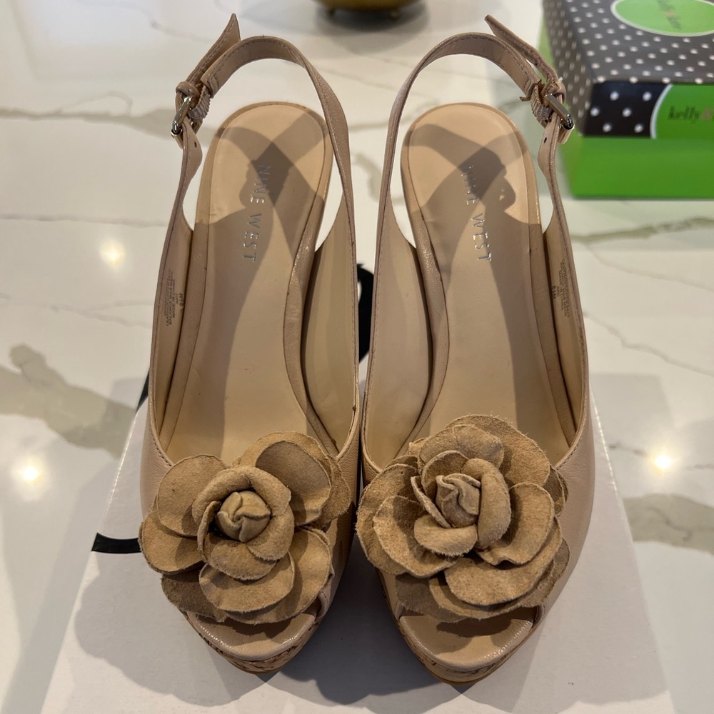 Nine West 6.5 Intospringo malto wedge pump